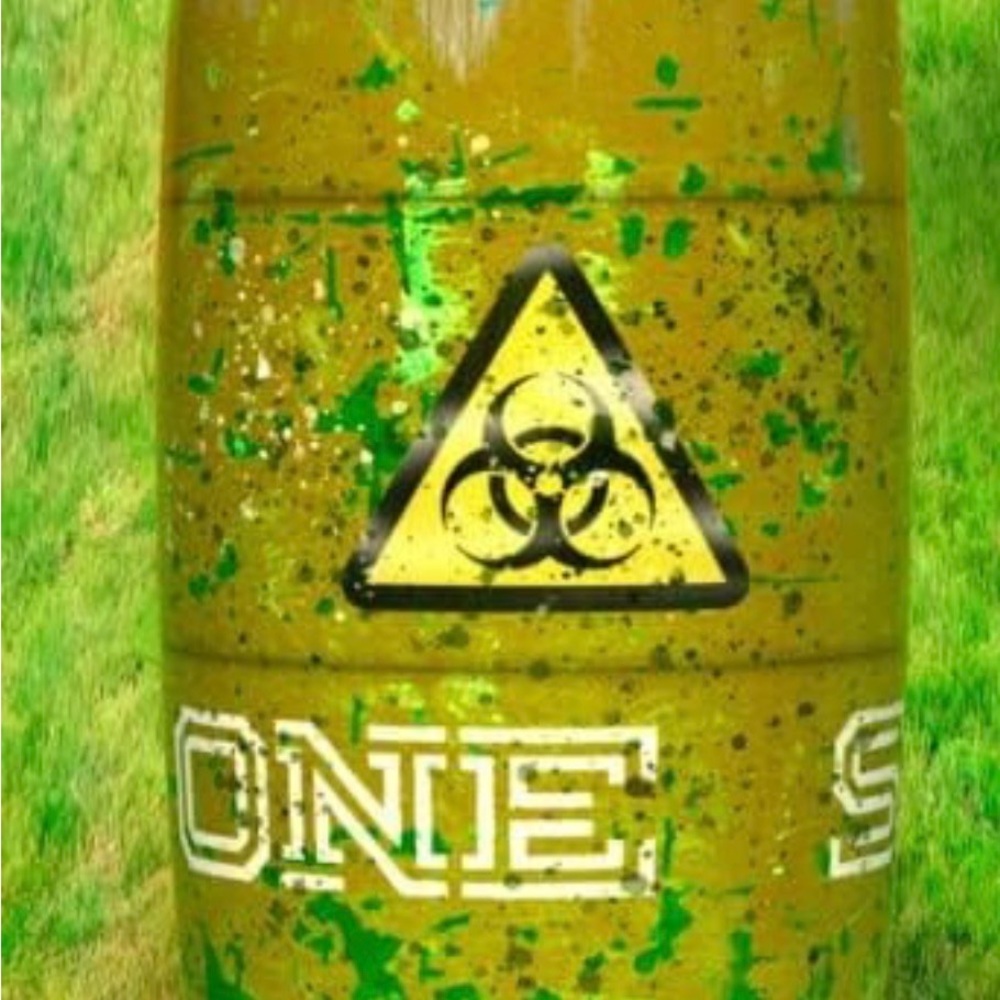Party Toxic Barrel Prop - Yellow Green Paint-Splatter Decor